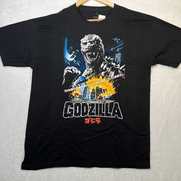 Godzilla graphics T-Shirt- NWT-Men Large - Picture 1 of 5